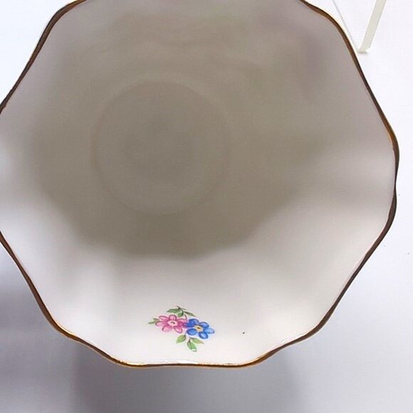 Royal Grafton Teacup & Saucer Fine Bone China Made in England Floral Gold Trim - Picture 8 of 9